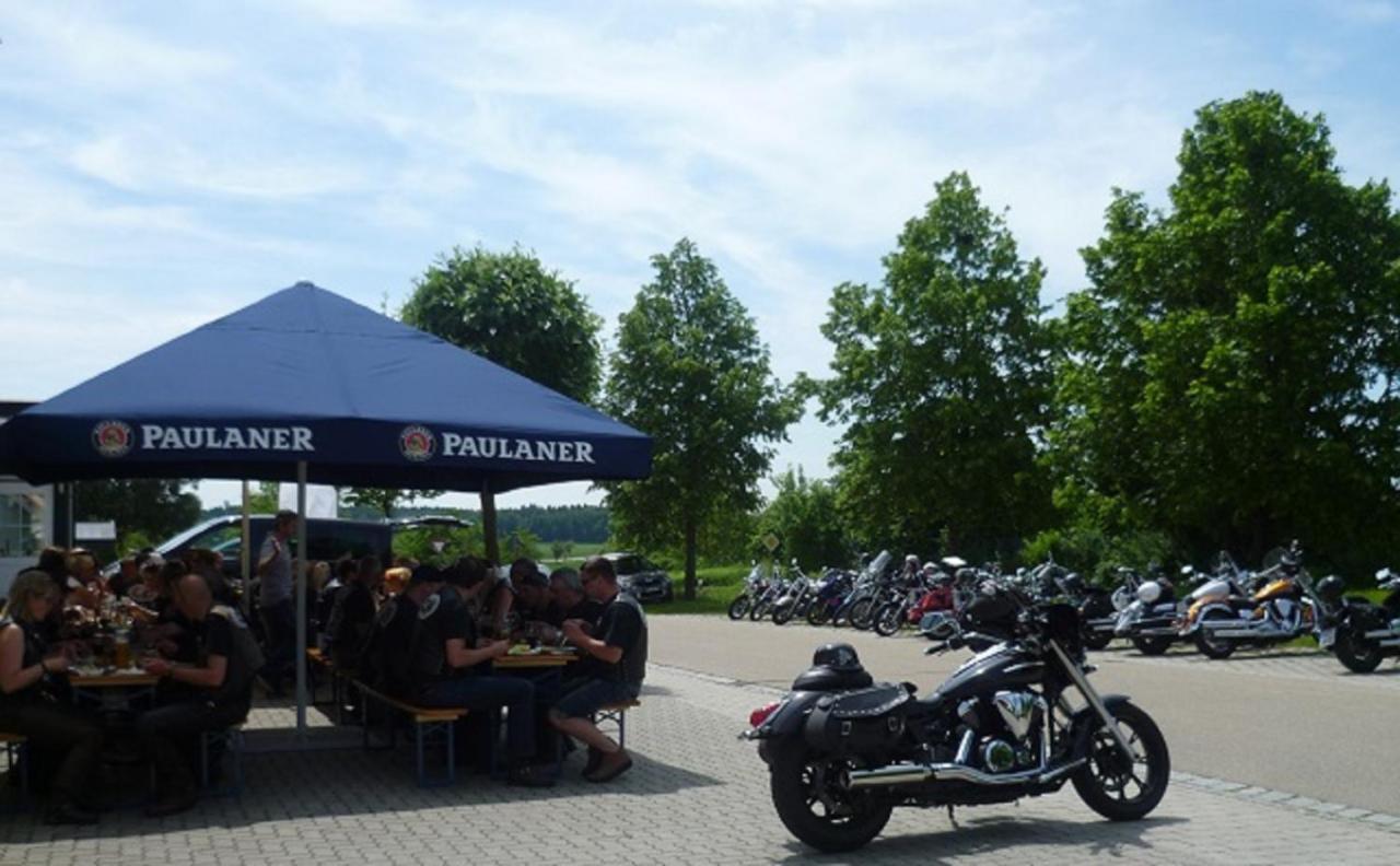 Landgasthof Zur Linde Riedenburg Bagian luar foto